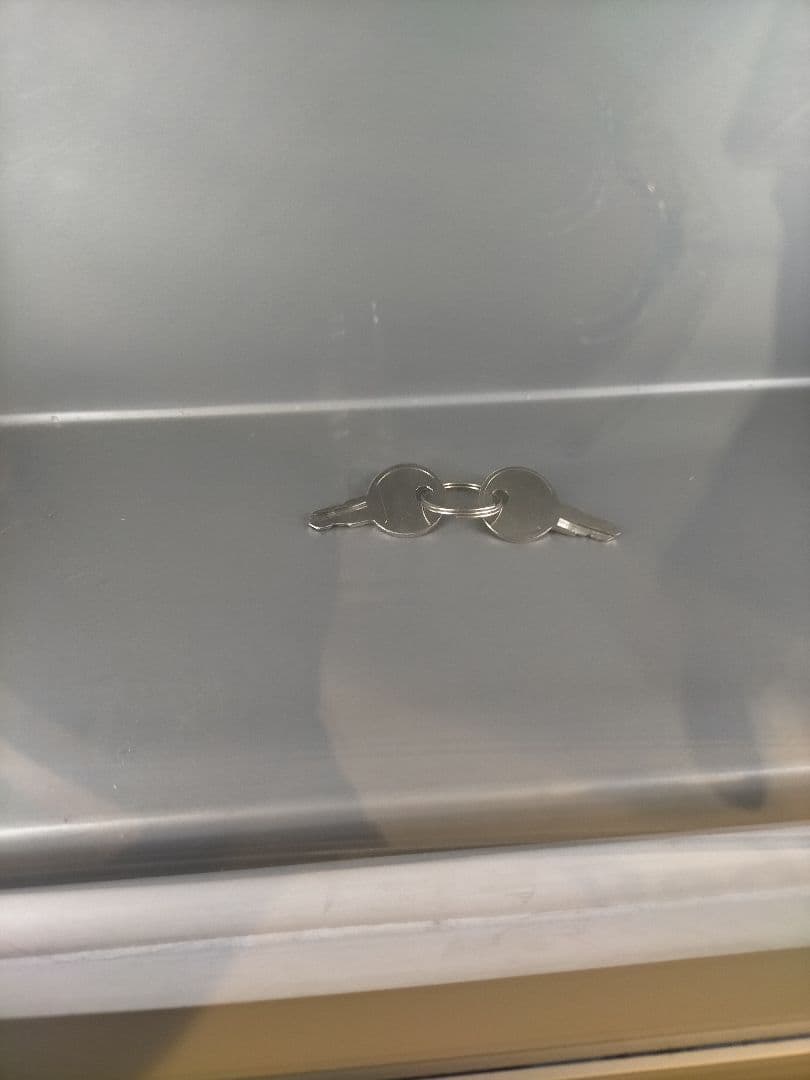 REDBULL レッドブルミニ冷蔵庫- 新品同様