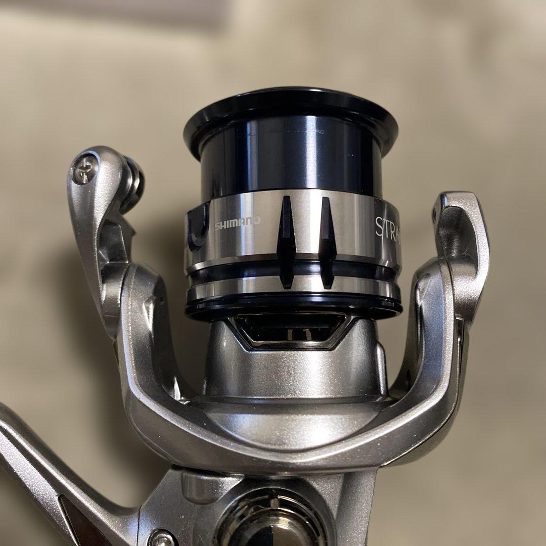 出品本日2/1まで【美品】シマノ 19ストラディック C2000SHG