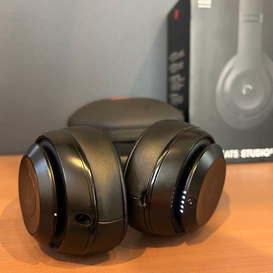 Beats Studio3 wireless ヘッドホン