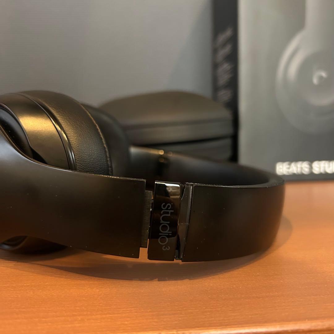 Beats Studio3 wireless ヘッドホン