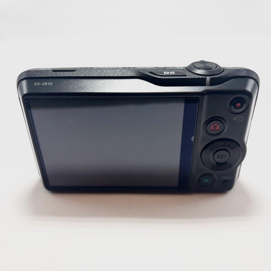 【美品】CASIO EXILIM EX-ZR15 ホワイト デジタルカメラ