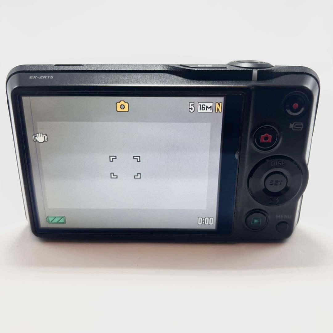 【美品】CASIO EXILIM EX-ZR15 ホワイト デジタルカメラ