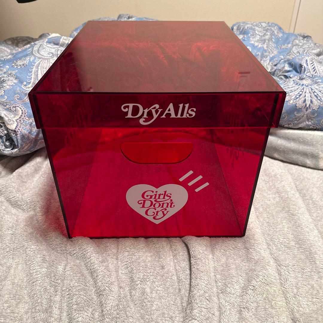 Human Made 透明赤ボックス