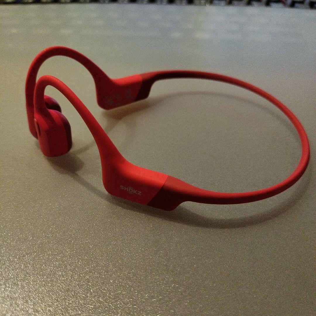 SHOKZ OPENRUN 骨伝導イヤホン レッド　使用時間30分　使用1回美品