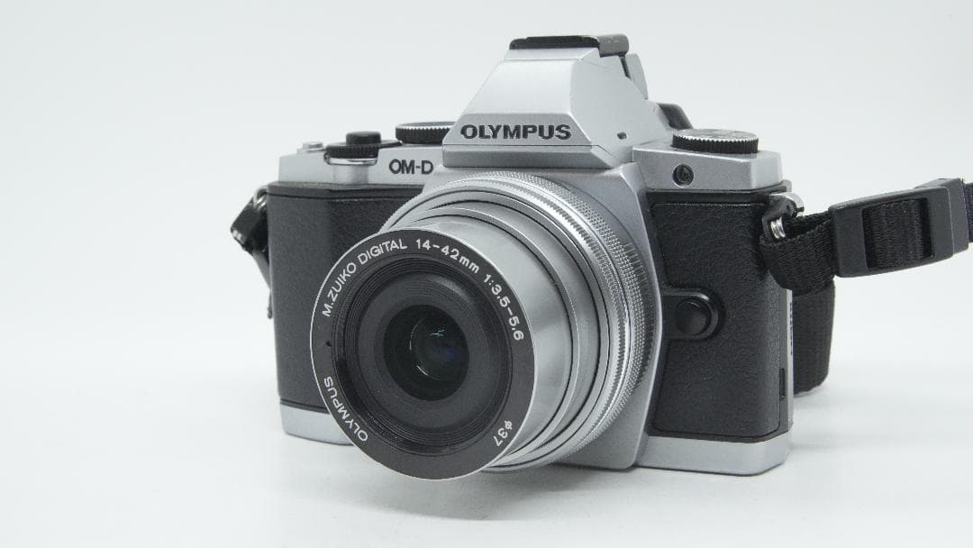 【A2278】 OLYMPUS E-M5 / 14-42 3.5-5.6