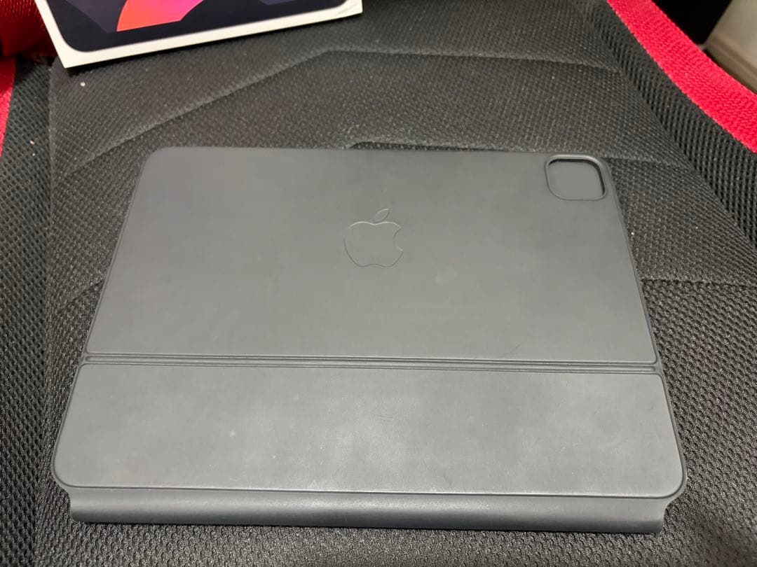 ★美品★iPad Air 第4世代 + Magic Keyboard 他おまけ有