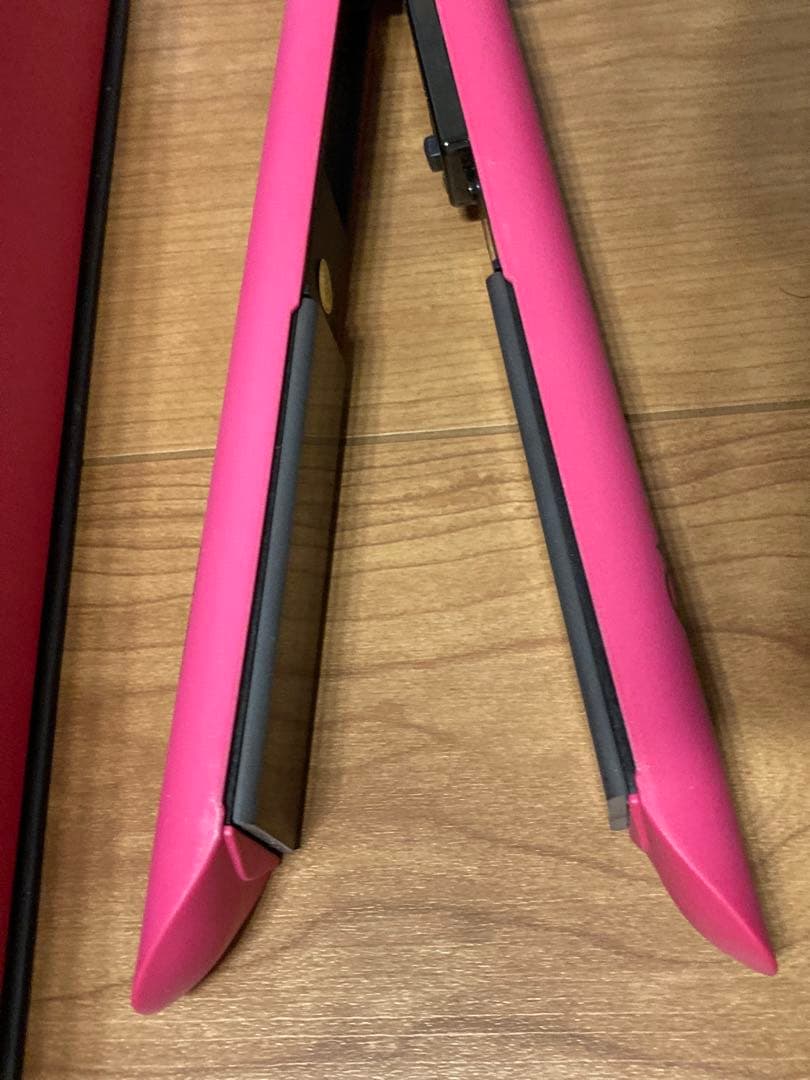 【日本未発売】プロ用ヘアアイロン Straight Ahead Beauty