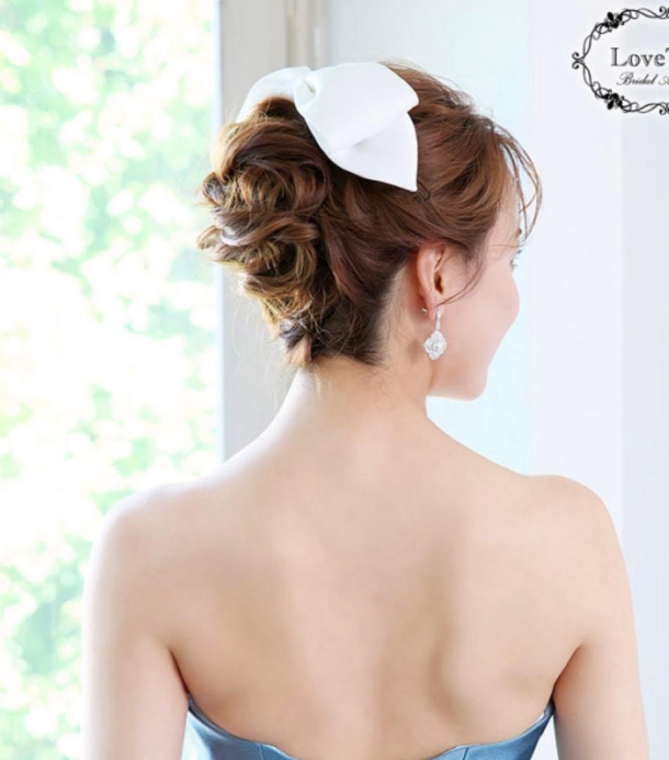 ホワイトリボン　ヘアアクセサリー　ラブティアラ
