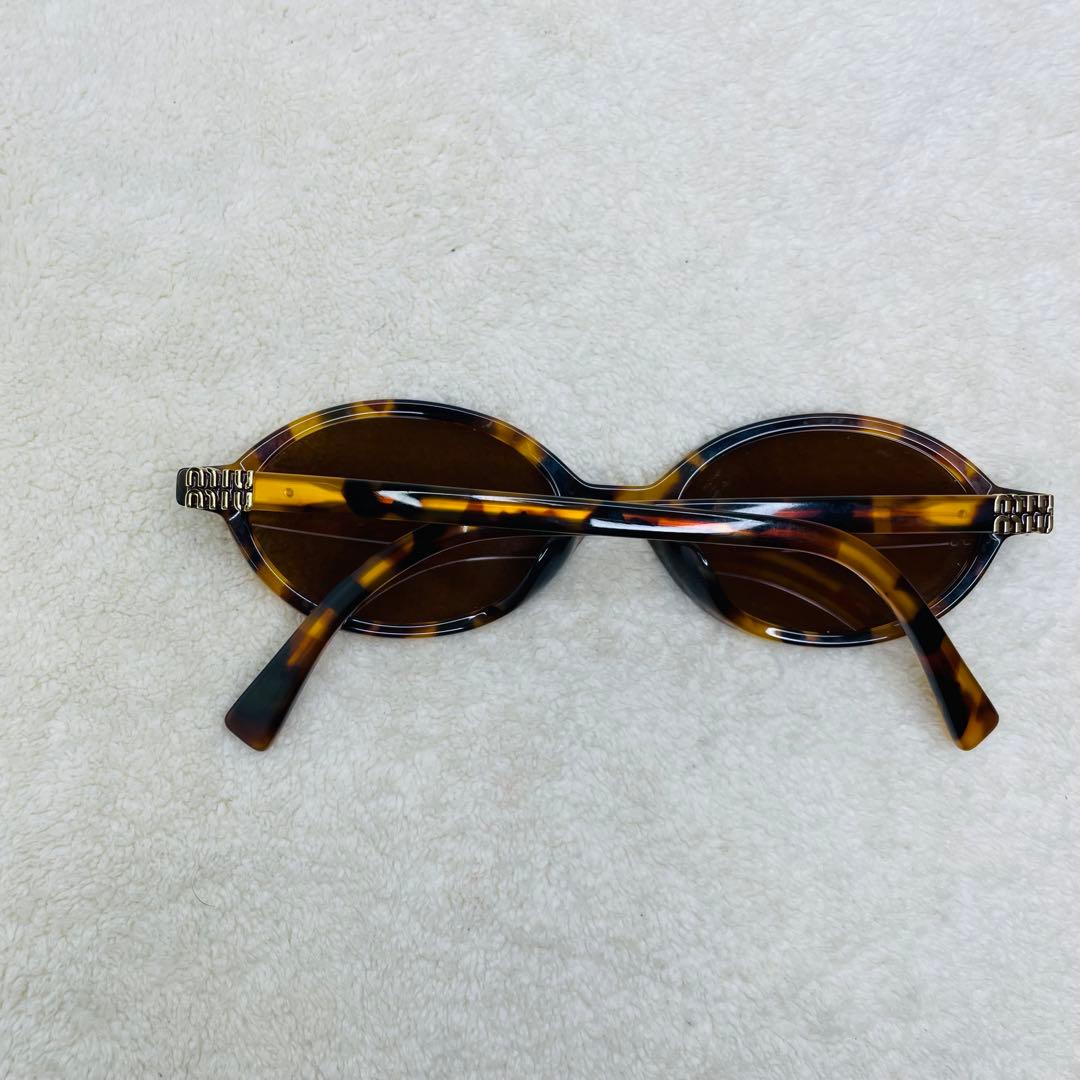 miumiu ミュウミュウ ウォニョン リガード サングラス ブラウン