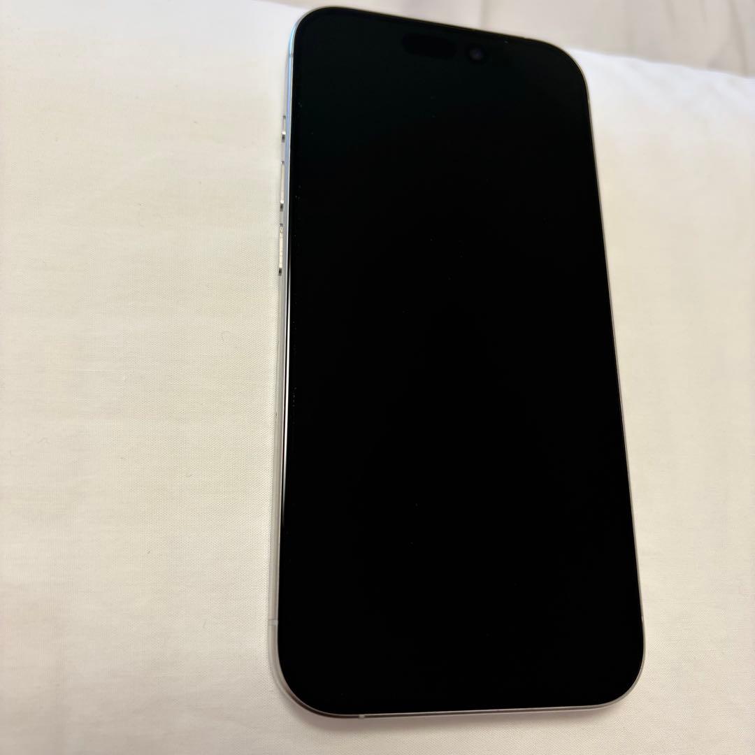 iPhone15 Pro 512GB ホワイト SIMフリー バッテリー87%