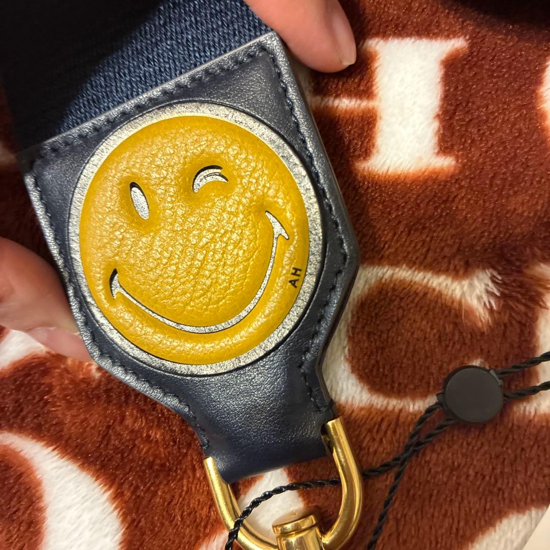 アニヤハインドマーチ ストラップ