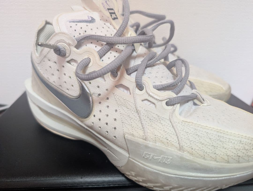 Nike GTカット3 ホワイト/グレー　ナイキGT CUT 3