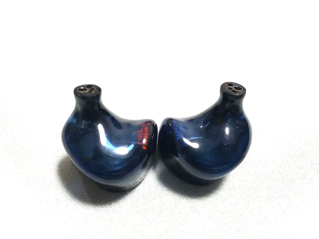 イヤホン Unique Melody Maverick+