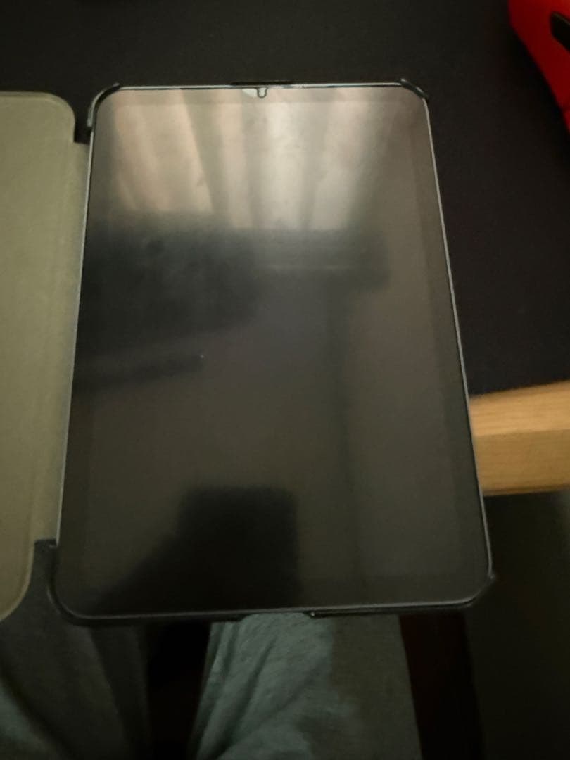 iPad mini 第6世代　ケースとスタイラスペン付き　早めに売りたいです