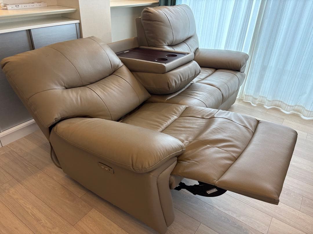 ライトグレー レザー 3人掛け電動リクライニングソファ