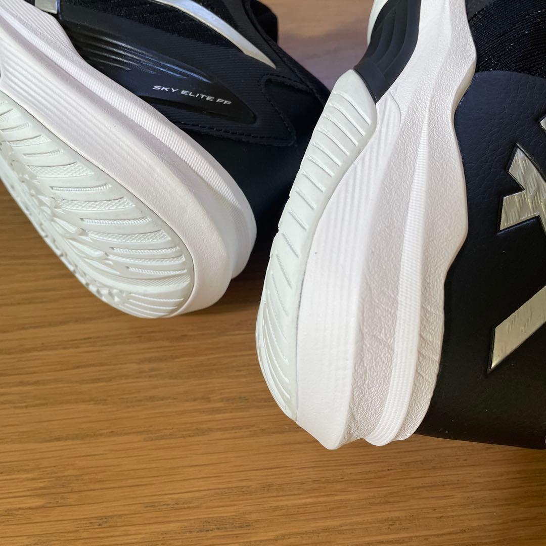 ASICS スカイエリート FF MT 3 バレーボール　シューズ　25.5