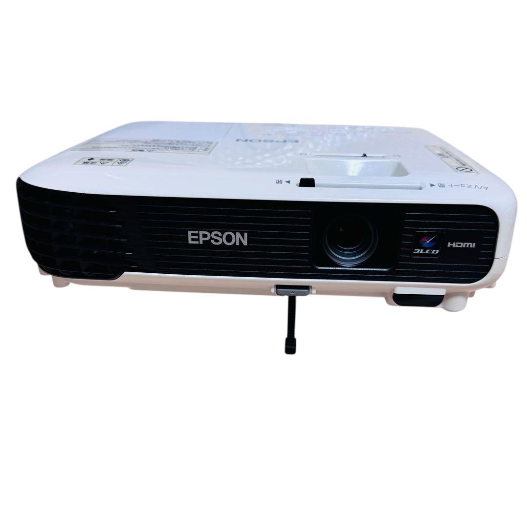 【ランプ使用時間かなり少なめ】EPSON EB-S04 プロジェクター（62h）