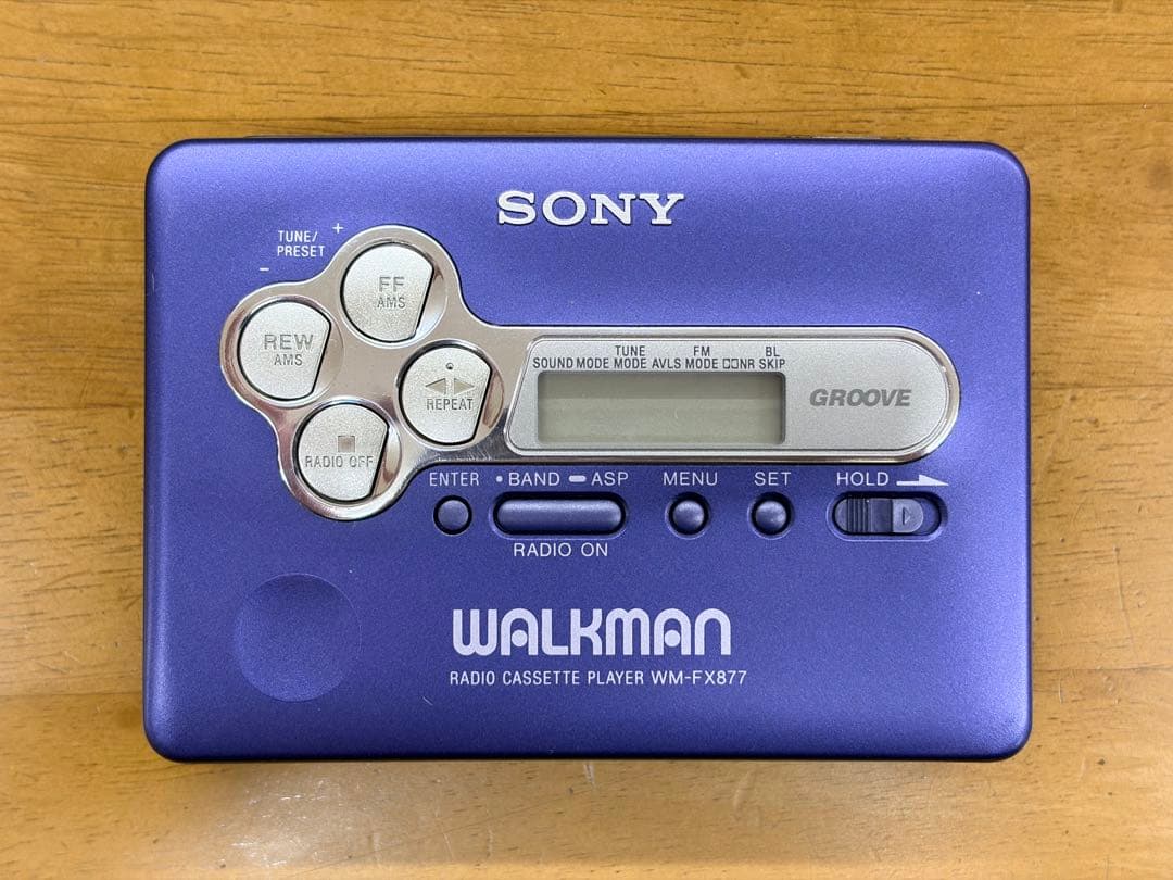ポータブルプレーヤー SONY WALKMAN WM-FX877