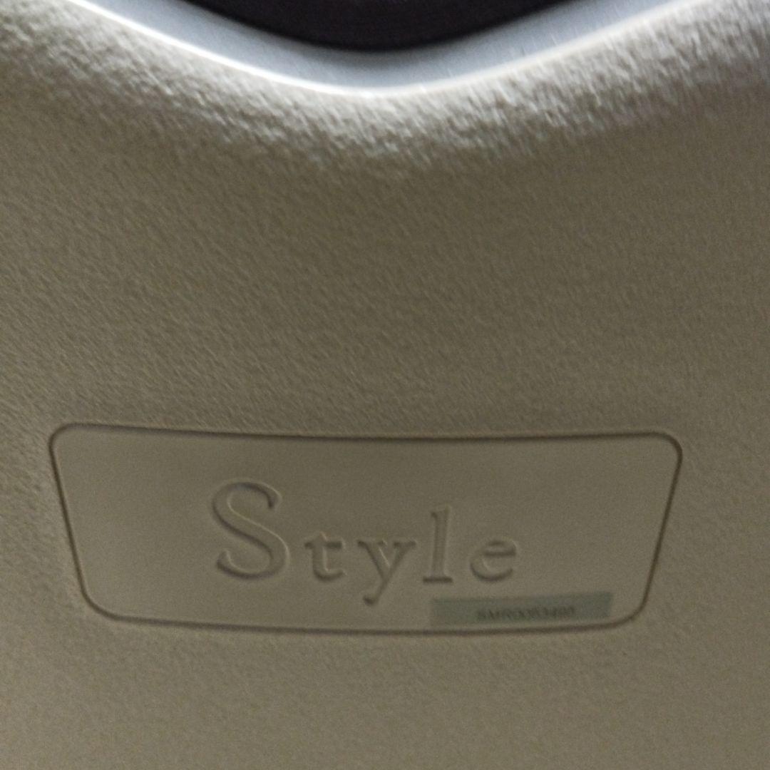 MTG Style Premium　バタフライ型クッションチェア ダークグレー