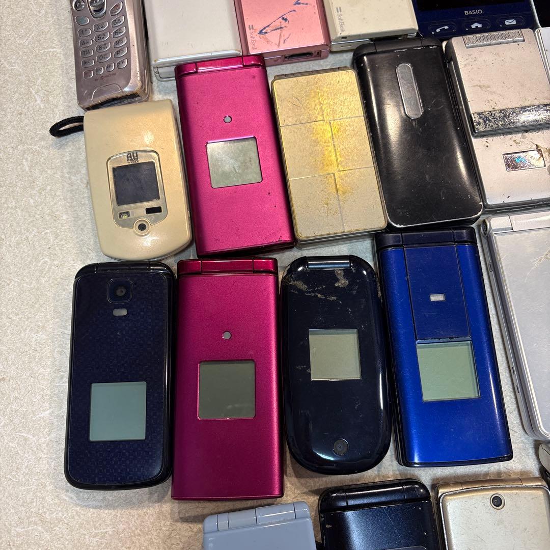 携帯電話 ガラケー スマホ　おまとめ　30台　ジャンク品