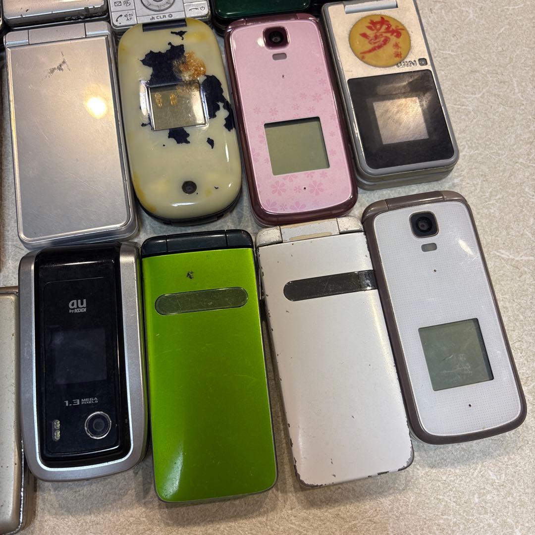 携帯電話 ガラケー スマホ　おまとめ　30台　ジャンク品