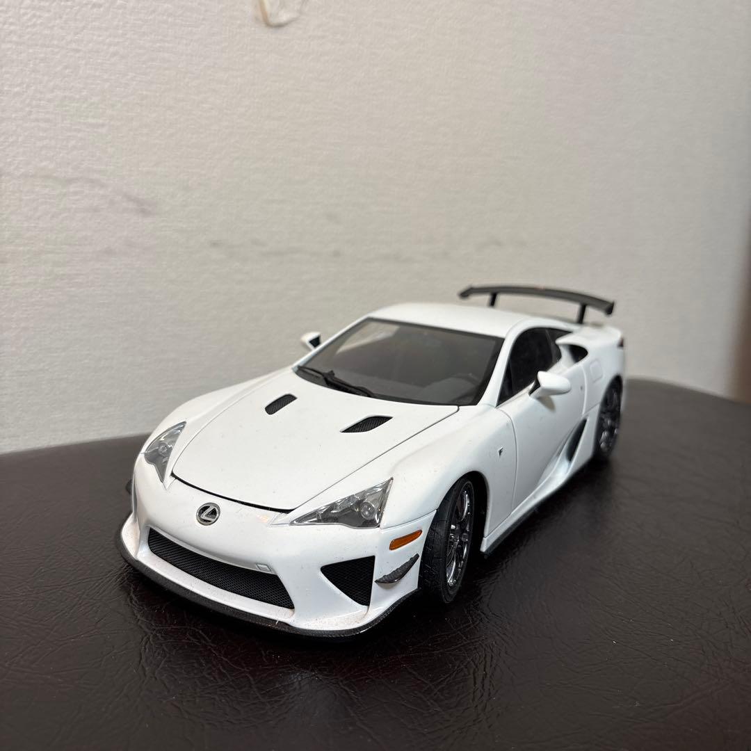 AUTOart Lexus LFAのNürburgringパッケージ　1/18
