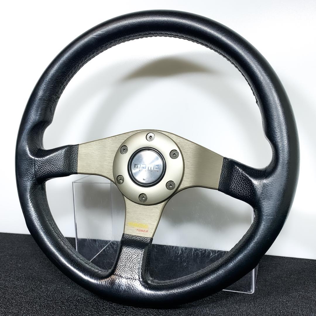 モモ チューナー ステアリング ホーンボタン・ホーンリング・ネジ付 美品 当時物