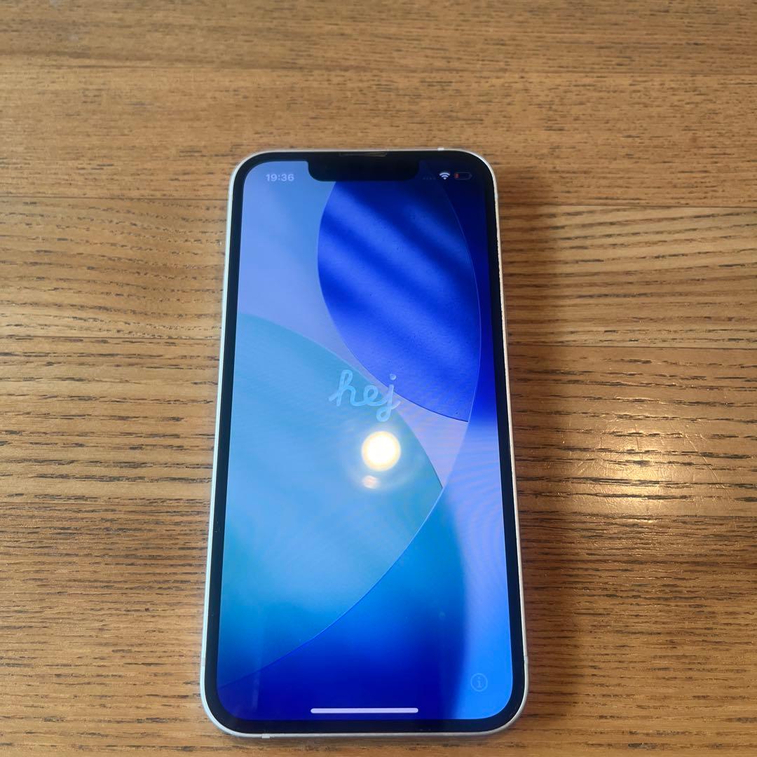 かずApple iPhone 13 mini【美品】【バッテリー86%】