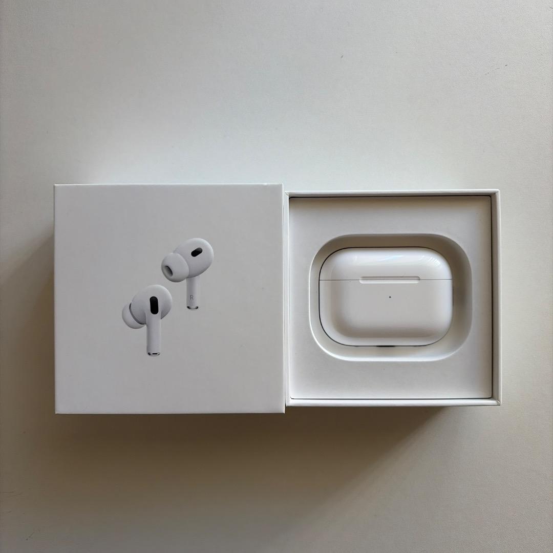 AirPods Pro 第2世代 Lightning（箱・付属品あり）