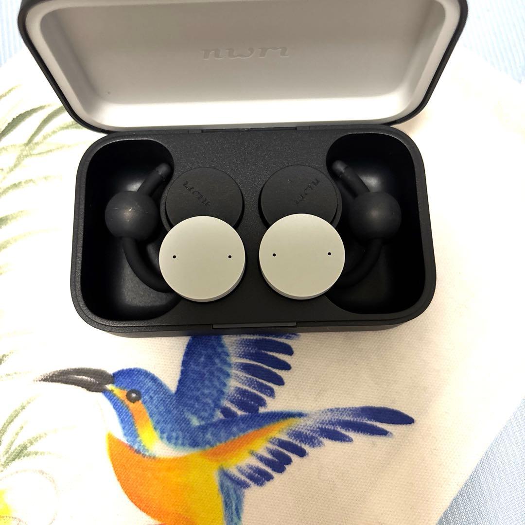 nwm DOTS オープンイヤー型 完全ワイヤレス耳スピーカー　ストーンホワイト