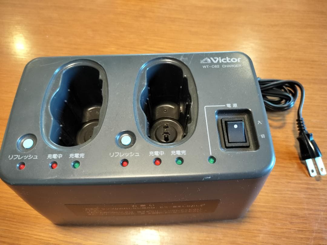 m*7様 【美品】Victor ワイヤレスマイクWM-P970 と 充電器WT-