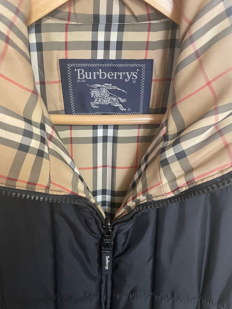 Burberry バーバリー ブラック キルティング ベスト 38