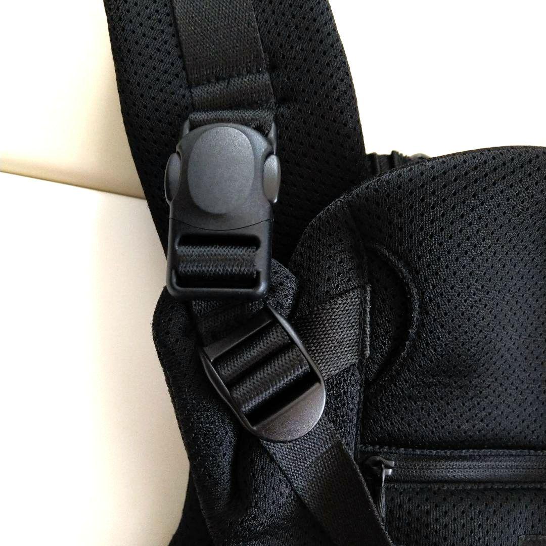 Pittorestk ピトレスク ベビーキャリア ファースト　ブラック　抱っこ紐