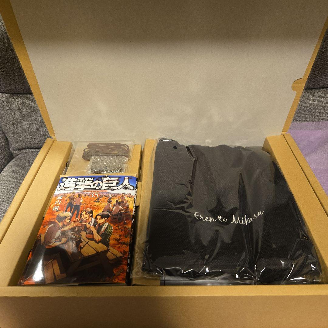 進撃の巨人 画集 FLY