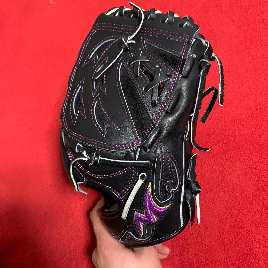 ウェブ曲げない型ノーリミット投手用グローブ