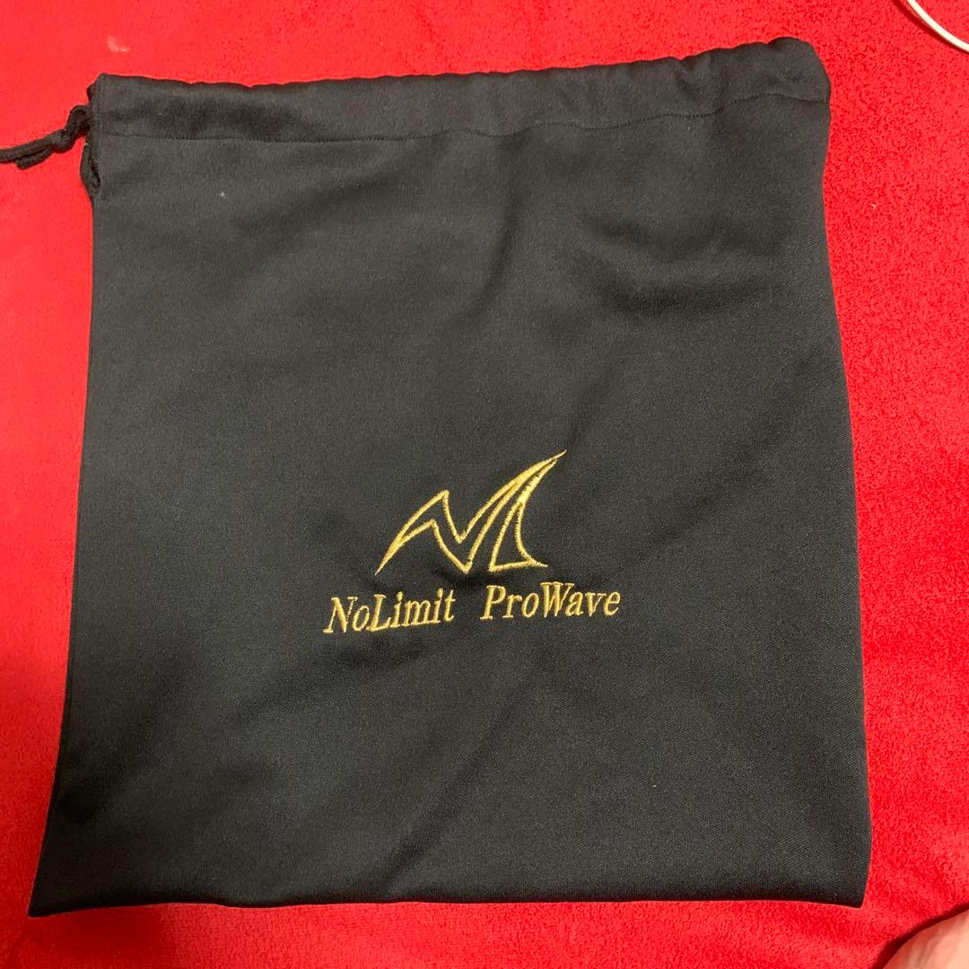 ウェブ曲げない型ノーリミット投手用グローブ