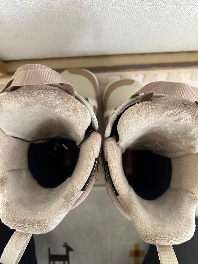 SALOMON 女性用スノーボードブーツ S