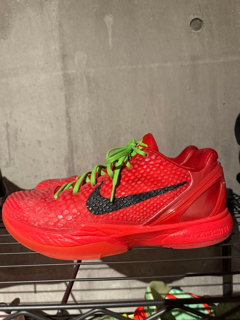 １/29まで　KOBE 6 PROTRO Reverse Grinch