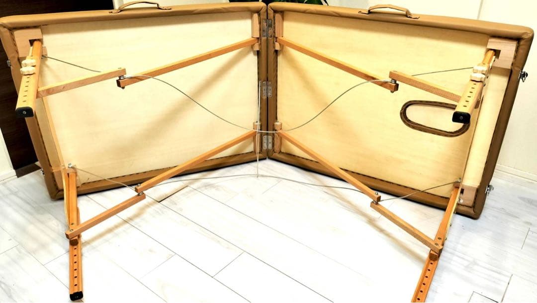 折りたたみ マッサージベッド 茶 ベージュ