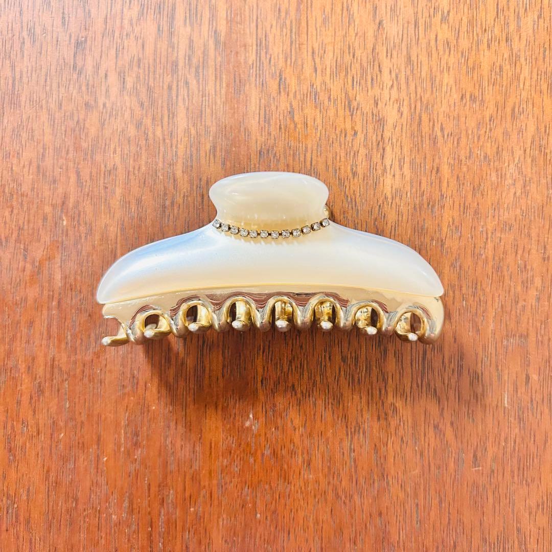 acca ヘアクリップ パールホワイト