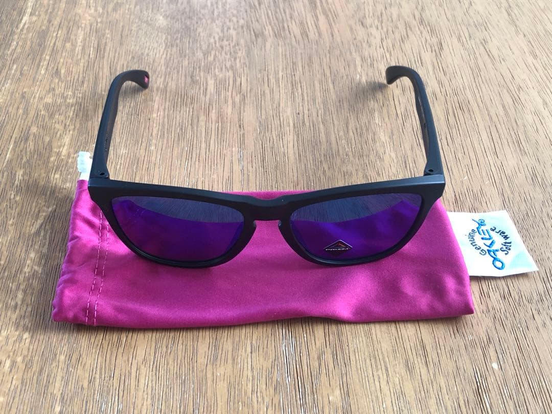 【未使用品】オークリー フロッグスキン