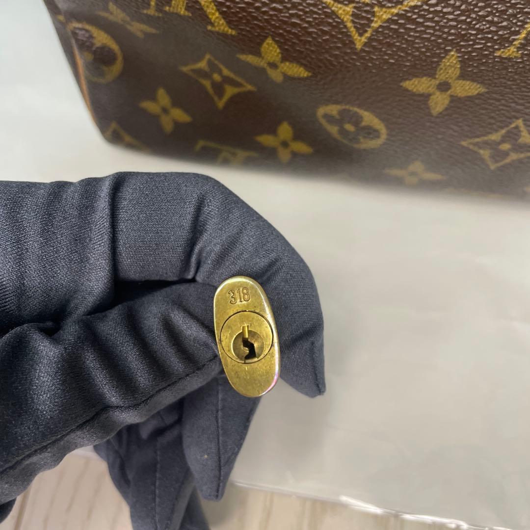 LOUIS VUITTON スピーディ 25 モノグラム ハンドバッグ 鍵付き