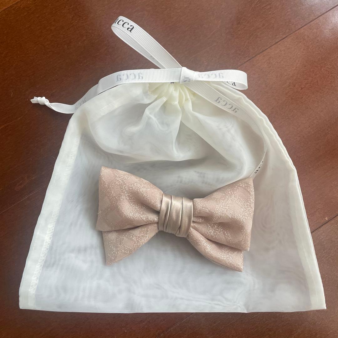 アッカ　バレッタ　新品未使用　ベージュ　ゴールド