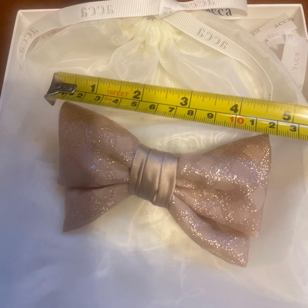 アッカ　バレッタ　新品未使用　ベージュ　ゴールド