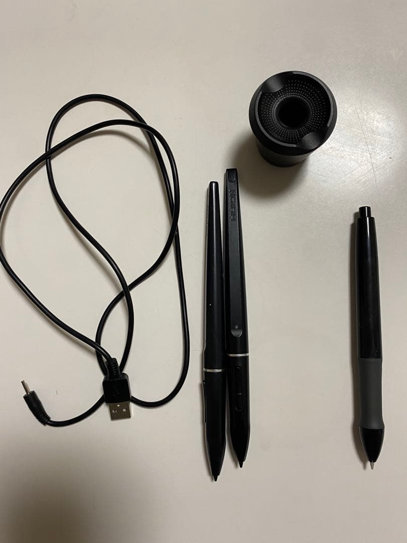 HUION　GT-191　19.5インチ　HD液晶タブレット