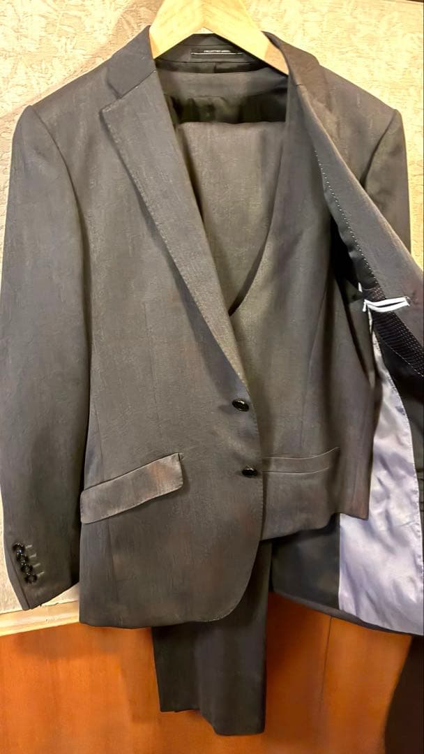 【ほぼ新品】P.S.F.A メンズスーツ ダークグレー(暗灰色) Y6 3ピース