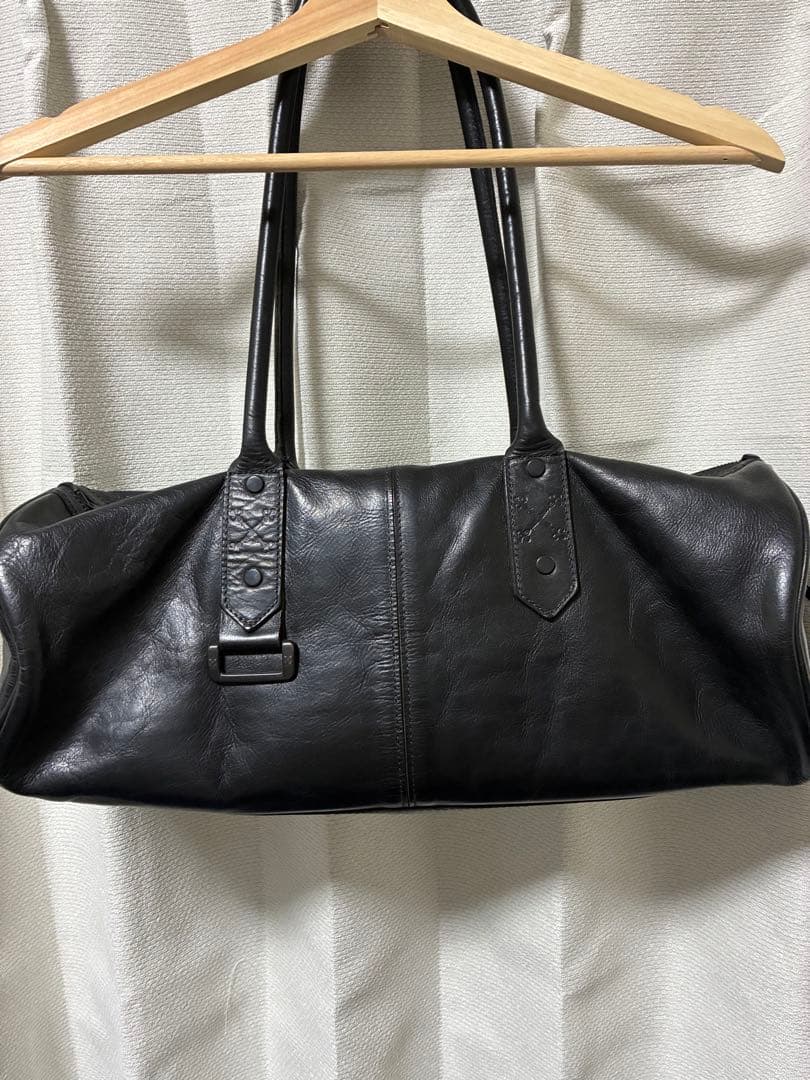 ネームレスイズ　nameless is 本革レザードラムバッグ