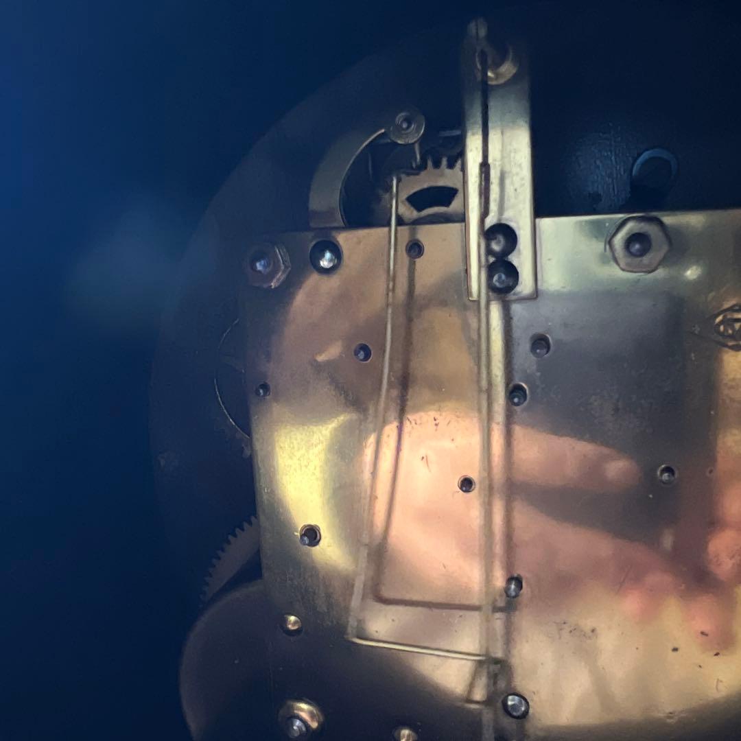 クラシックデザイン 置時計 木製　振り子時計　ゼンマイ式