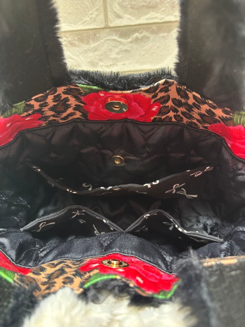 黒*こ様 コヤンイサムチョン　サイドファスナーバッグ　白うさぎちゃん　ヒョウ柄