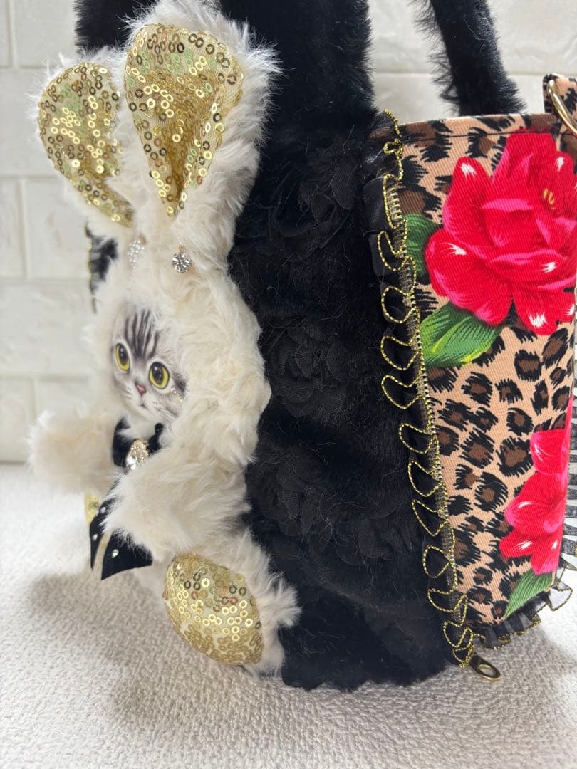 黒*こ様 コヤンイサムチョン　サイドファスナーバッグ　白うさぎちゃん　ヒョウ柄